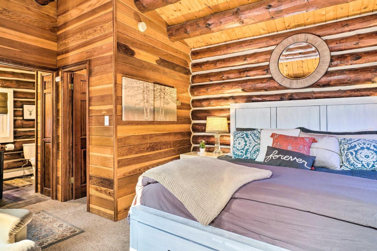 Classic Colorado Log Home With Mountain Views! Florissant Exteriér fotografie